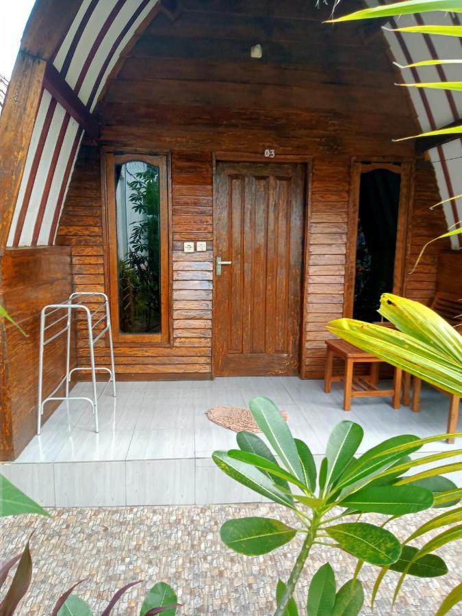Mirna Homestay Gili Air Exterior photo