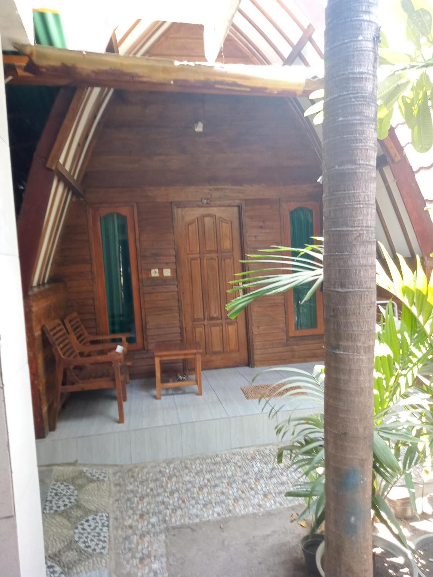 Mirna Homestay Gili Air Exterior photo
