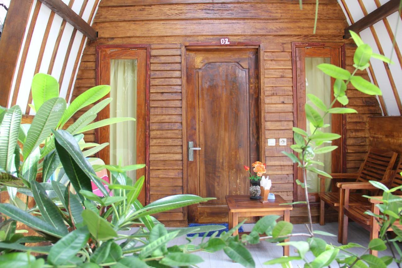 Mirna Homestay Gili Air Exterior photo